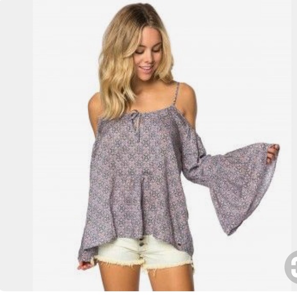 O'Neill Tops - Super cute off the shoulder top!